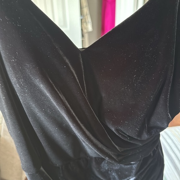 Revelry Rory Black Velvet Dress size 12 - Picture 6 of 7